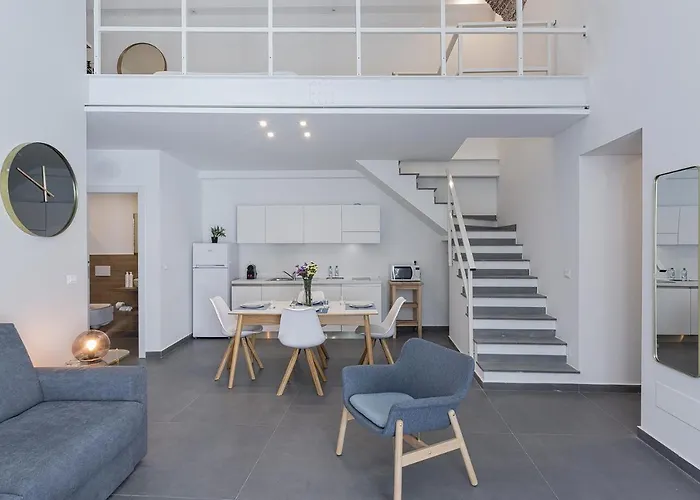 Atelier Apartments By Wonderful Italy